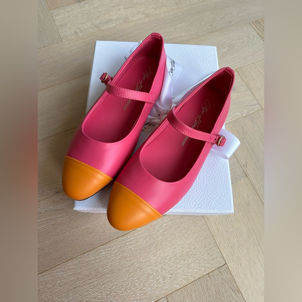 Age of Innocence London Size 35 EU girl